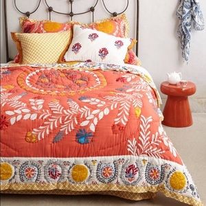 Gorgeous Anthropologie Boho Bedspread & Shams